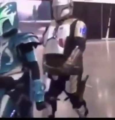 :v