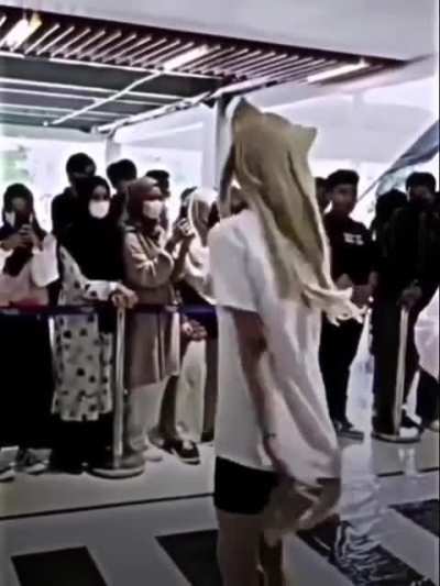 avg cosplay in glorious indonesia