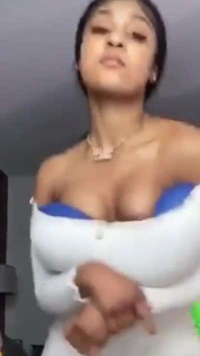 Nip slip🙈
