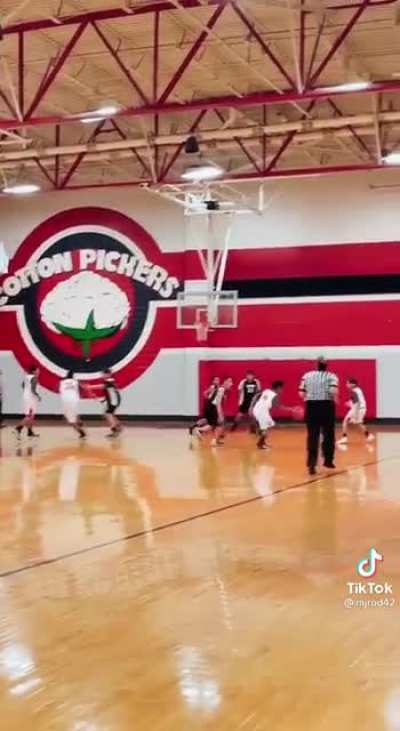Unsure about the school&rsquo;s team name