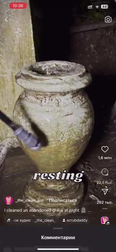 &ldquo;I cleaned a grave at night&rdquo;