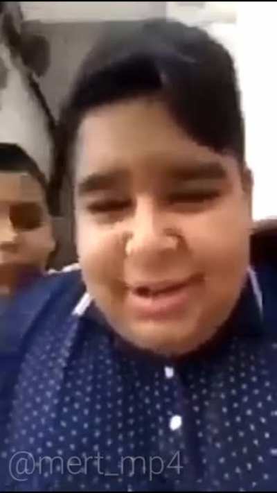d-dostum andımızı yanlış s&ouml;yl&uuml;yorsun (ama andımız b&ouml;le olsa baya epic olurdu)