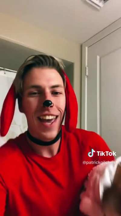 A dog, his human, and 4 years of Halloween costumes &amp;lt;3