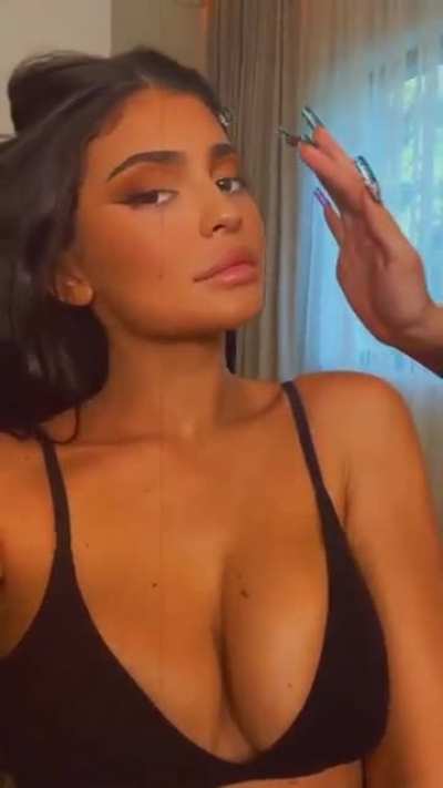 Titties🔥