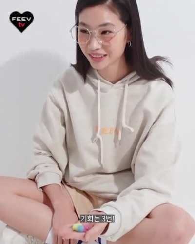 She&rsquo;s so cute🖤 - @feev_official
