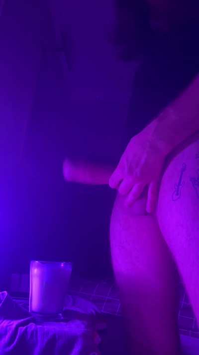 Hi I'm Johnny Knoxville and I'm gonna put out this candle with my cum