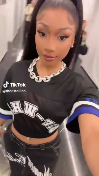 MEGAN VIA TIK TOK 💙(she&rsquo;s home?) 