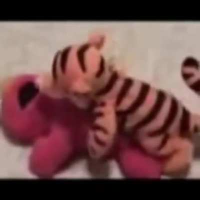XDDXDX no es nsfw son muñecos