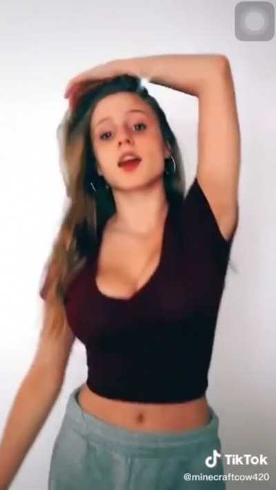 🤔 ass>tits