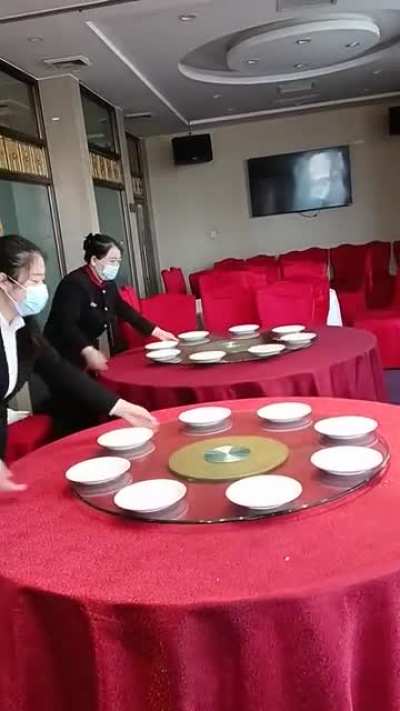 Setting up a table
