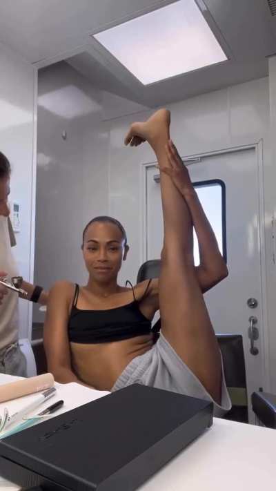 Zoe Saldana 