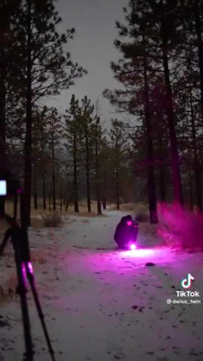 This guy is &ldquo;Light painting&rdquo; the grinch