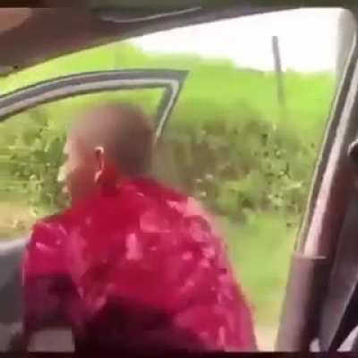 Pero asi no 😡