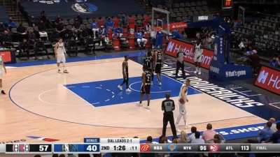 [Highlight] Hardaway Jr gets denied by Batum