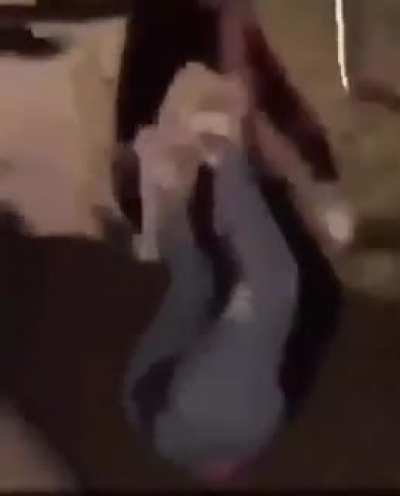 Girl pees herself during fight in Wisconsin