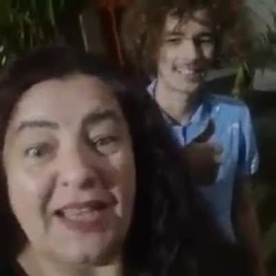 😀👍🏻