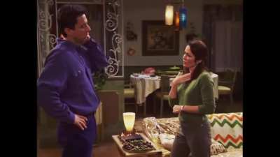 Patricia Heaton Squeezes Ray Romano&rsquo;s Balls in a Blooper/Outtake of Everybody Loves Raymond