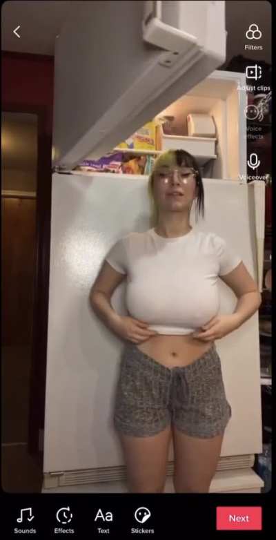 Big titty goth gf