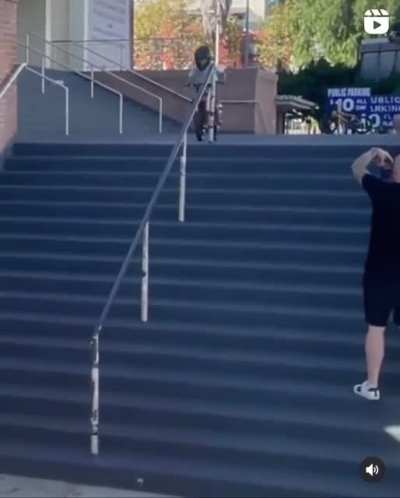 HMRB while I show this 16 stair who&rsquo;s boss