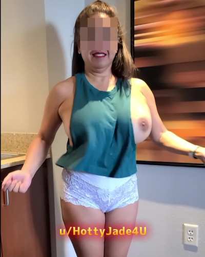 Shaking my big Desi titties