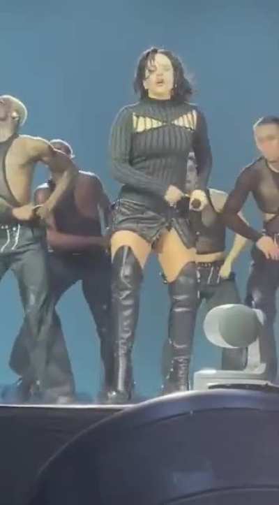 Rosal&iacute;a (spanish singer)