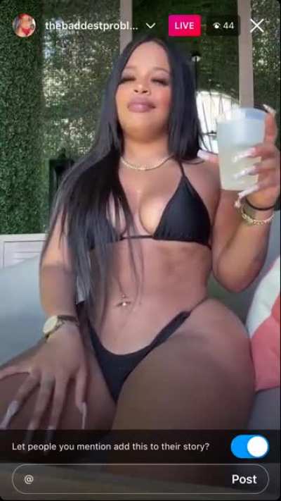 Thebaddestproblemm sexy and seductive 🥴🥴😩😩