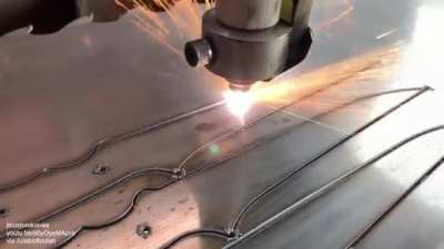Plasma cutter cutting out fillet knife blades