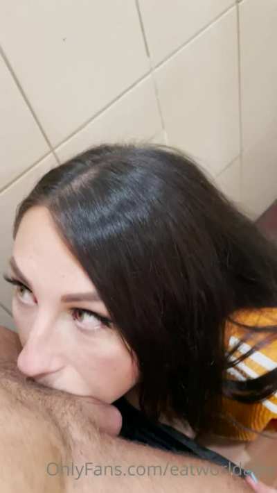 Blowjob in the public bathroom