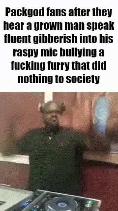 "YOU SOUND LIKE LITTLE TIMMY WITH AN OLIVE GARDEN BREADSTICK SHOVED UP HIS A-" shut the fuck up that is not a good roast