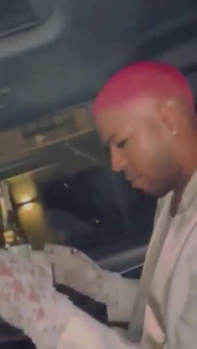 Y&rsquo;all think new Joe is fucking with the cudi drip?