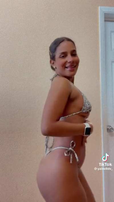 @yainelldv_