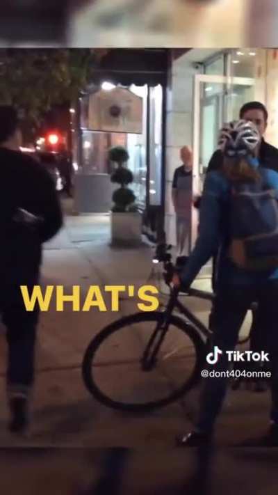 Perfect way to handle a karen