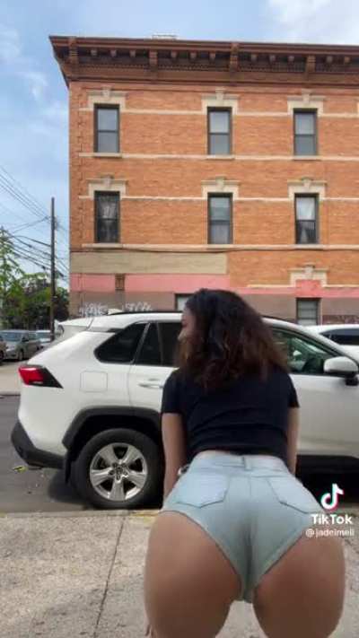 she been going crazy 😮&zwj;💨