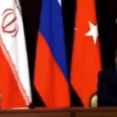 Arada bir g&uuml;l&uuml;n #5