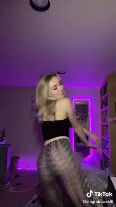 Shaking her ass