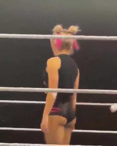 the thickest she&rsquo;s looked in a while 