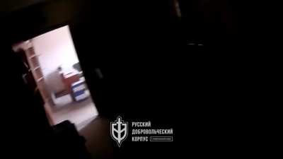 Soldiers of the Russian Volunteer Corps fighting against the Russian army on the outskirts of Volchansk, Kharkiv Oblast.  Published on 17/May/2024
