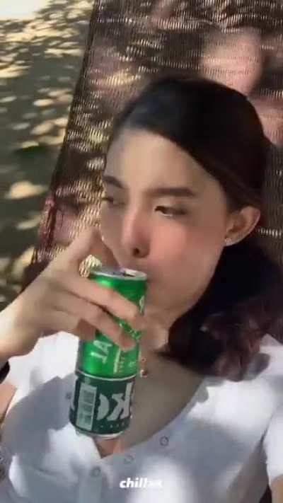 Analyn Barro