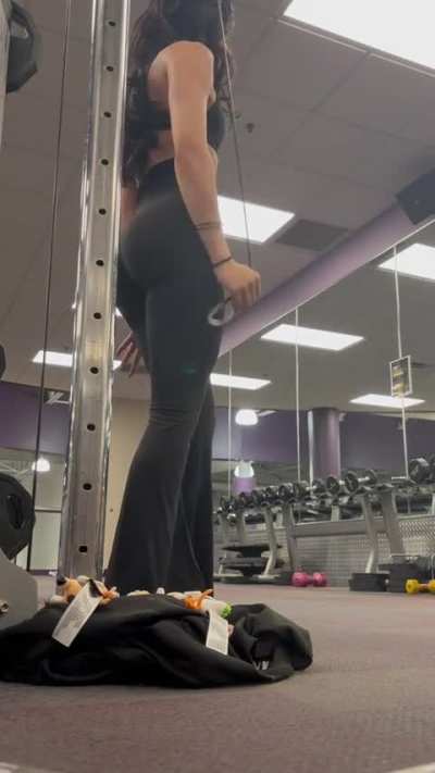 Tricep pull down form check please