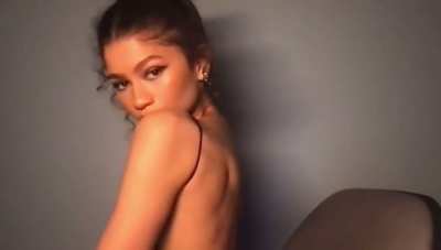 &ldquo;Do you want to cum on left cheek? Right cheek? Or my back or hair?&rdquo;