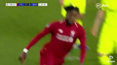 Honestly this might be the best goal from a set piece that I&rsquo;ve ever seen.