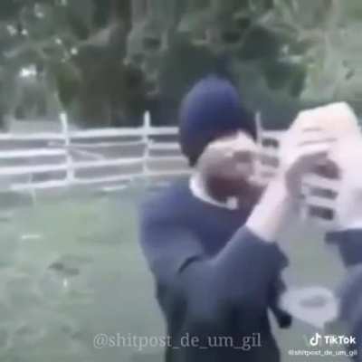 🤢🤢🤢