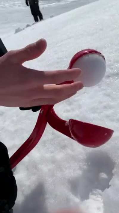 Perfect Snowball. Perfect Throw. Perfect Fall...