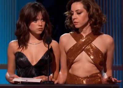 Jenna Ortega w/ Aubrey Plaza