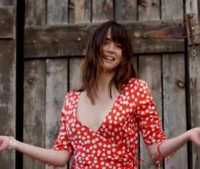 Ana de Armas juggling her tits