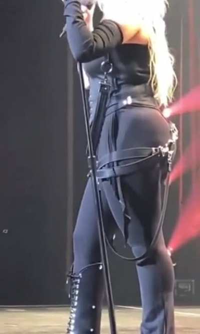 More live