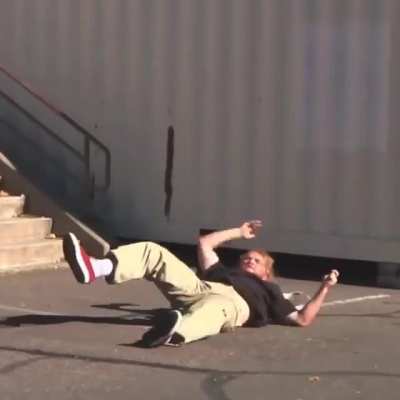 My teeth, and everything else, hurts just watching this