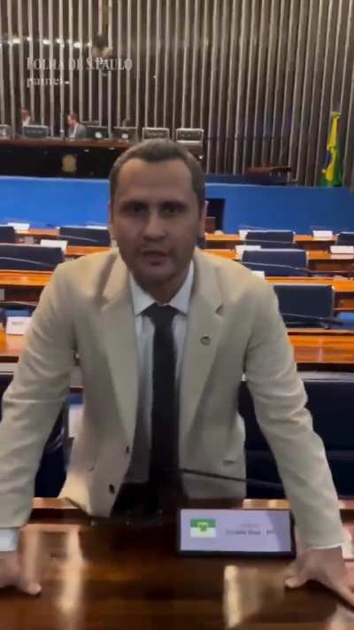 Nunca achei que fosse concordar com um senador bolsonarista, mas c&aacute; estamos
