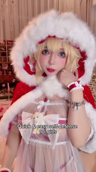 Princess Peach Christmas by Umeko J
