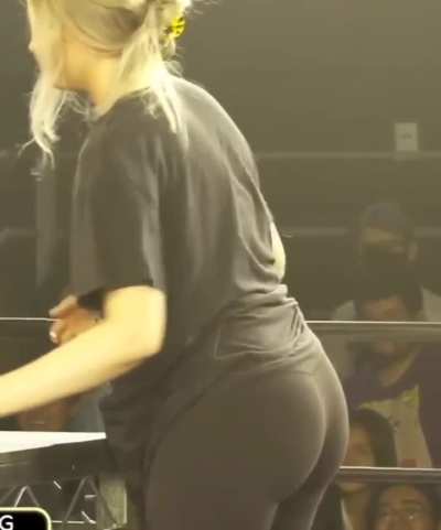 She looks amazing
